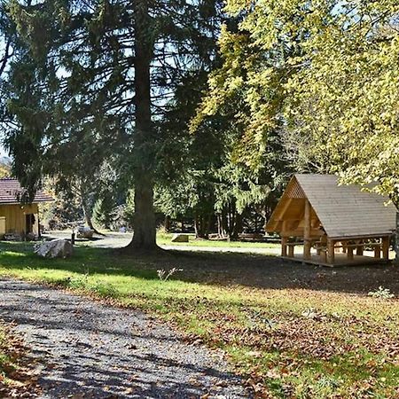 Le Petit Loup, Appartement Neuf Avec Jardin Gerbépal Kültér fotó