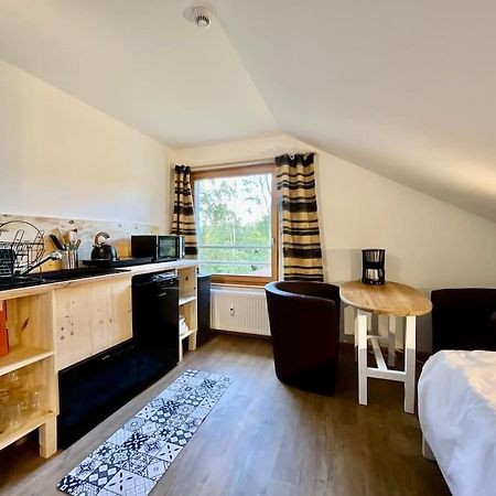Le Petit Loup, Appartement Neuf Avec Jardin Gerbépal Kültér fotó
